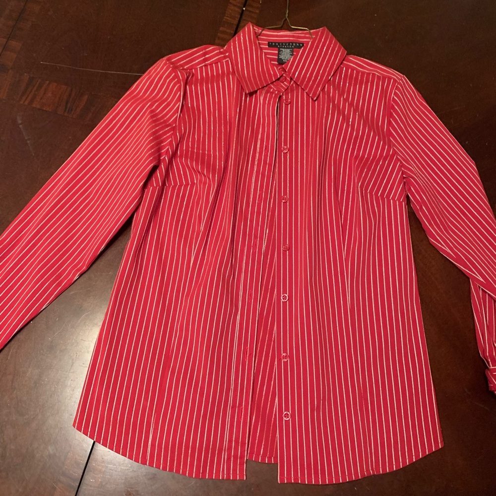 Red sparkly Medium shirt